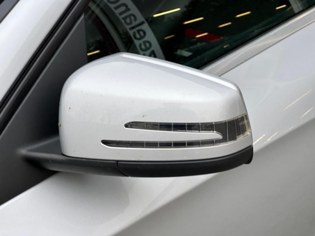 Mercedes-Benz A-Klasse 180 4u3