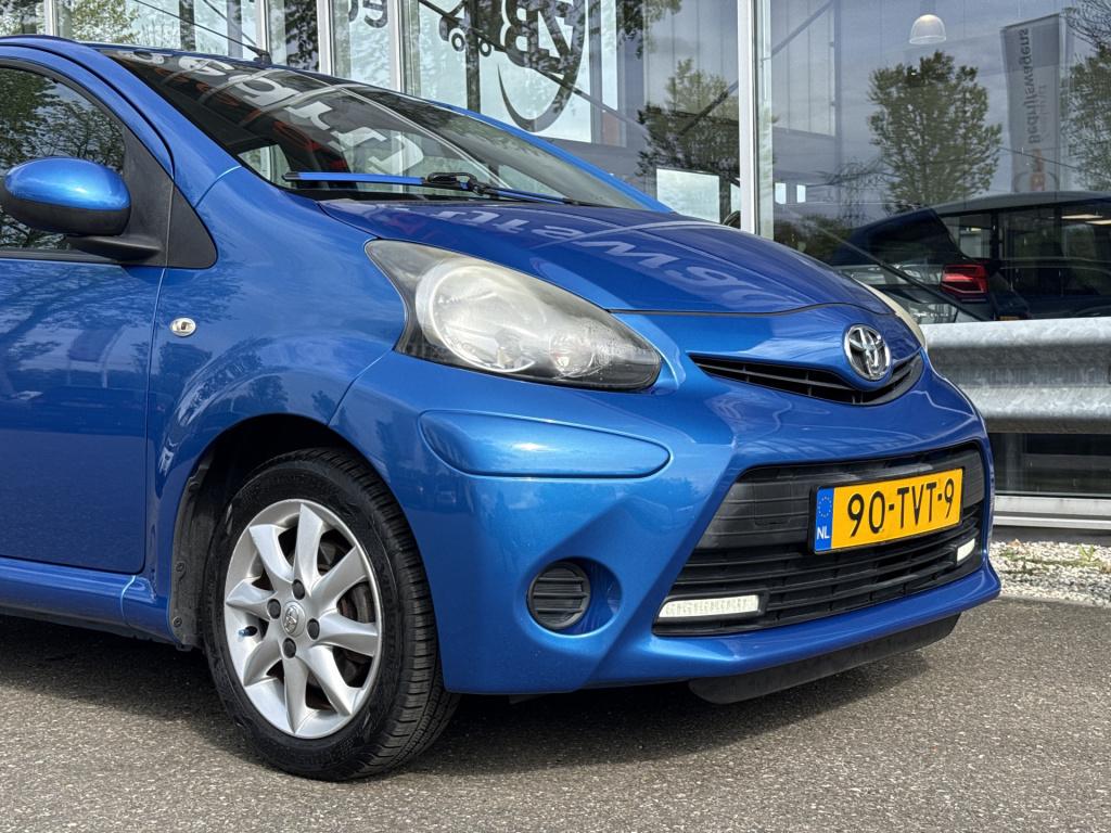 Toyota Aygo 1.0 vvt-i aspiration | nl-auto | airco | lm velgen