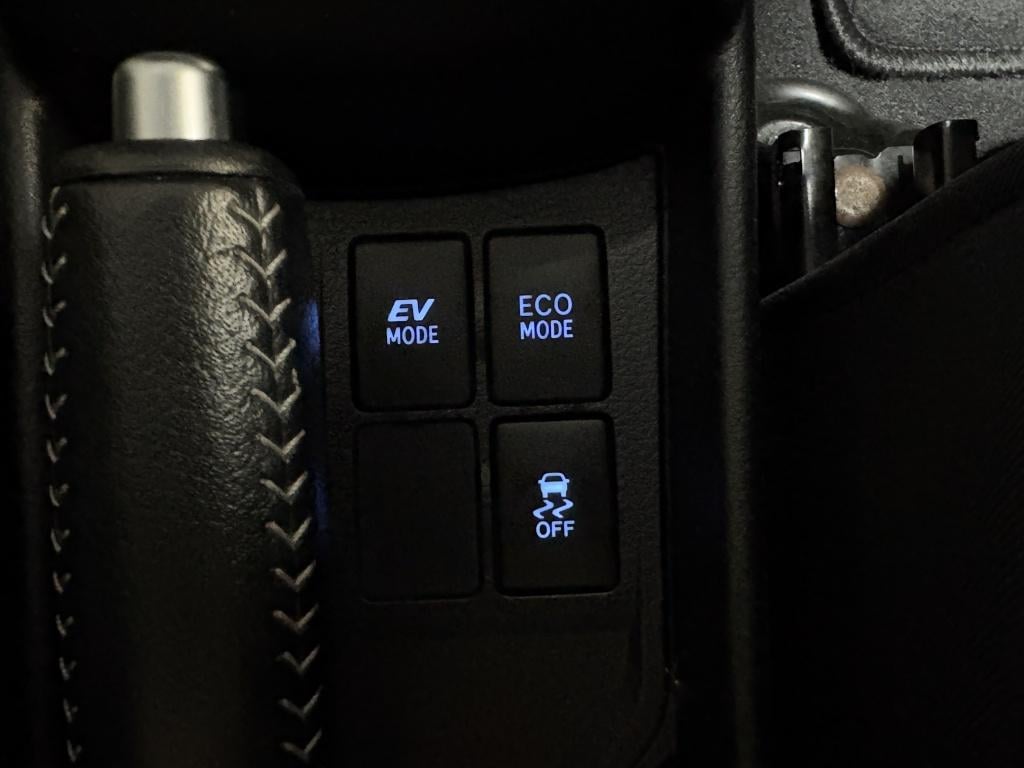 Toyota Yaris 1.5 hybrid aspiration | lage km-stand |