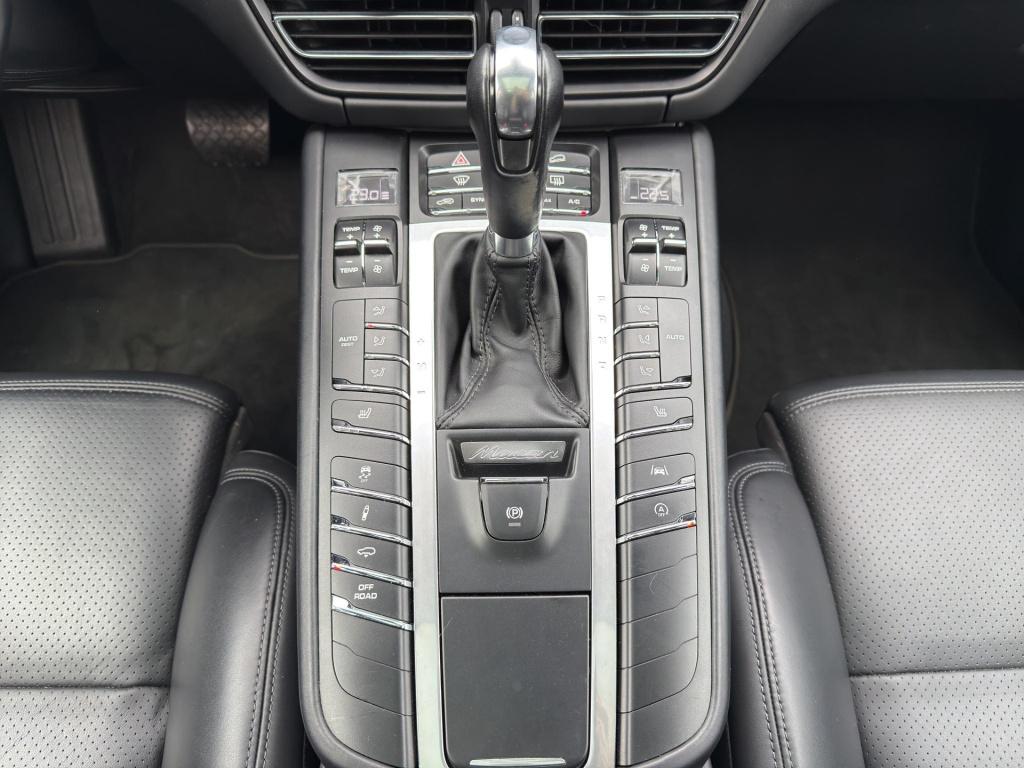 Porsche Macan 2.0 pano 245pk | bose | | memory | leder | 20"| camera |4x4 |