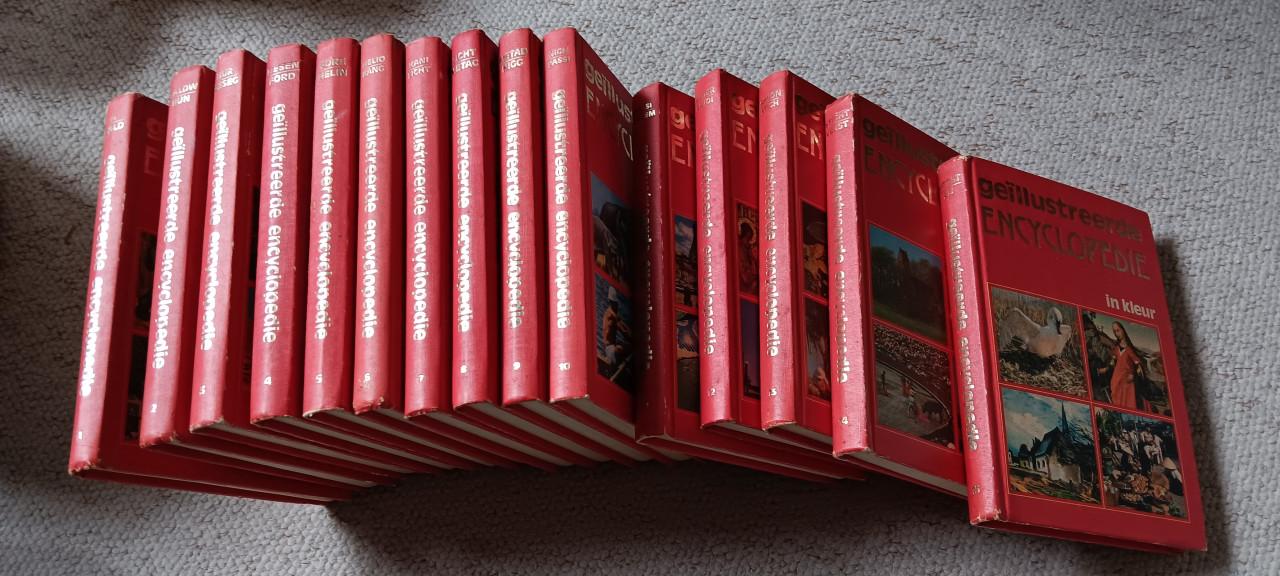15 delige - kleine ENCYCLOPEDIE