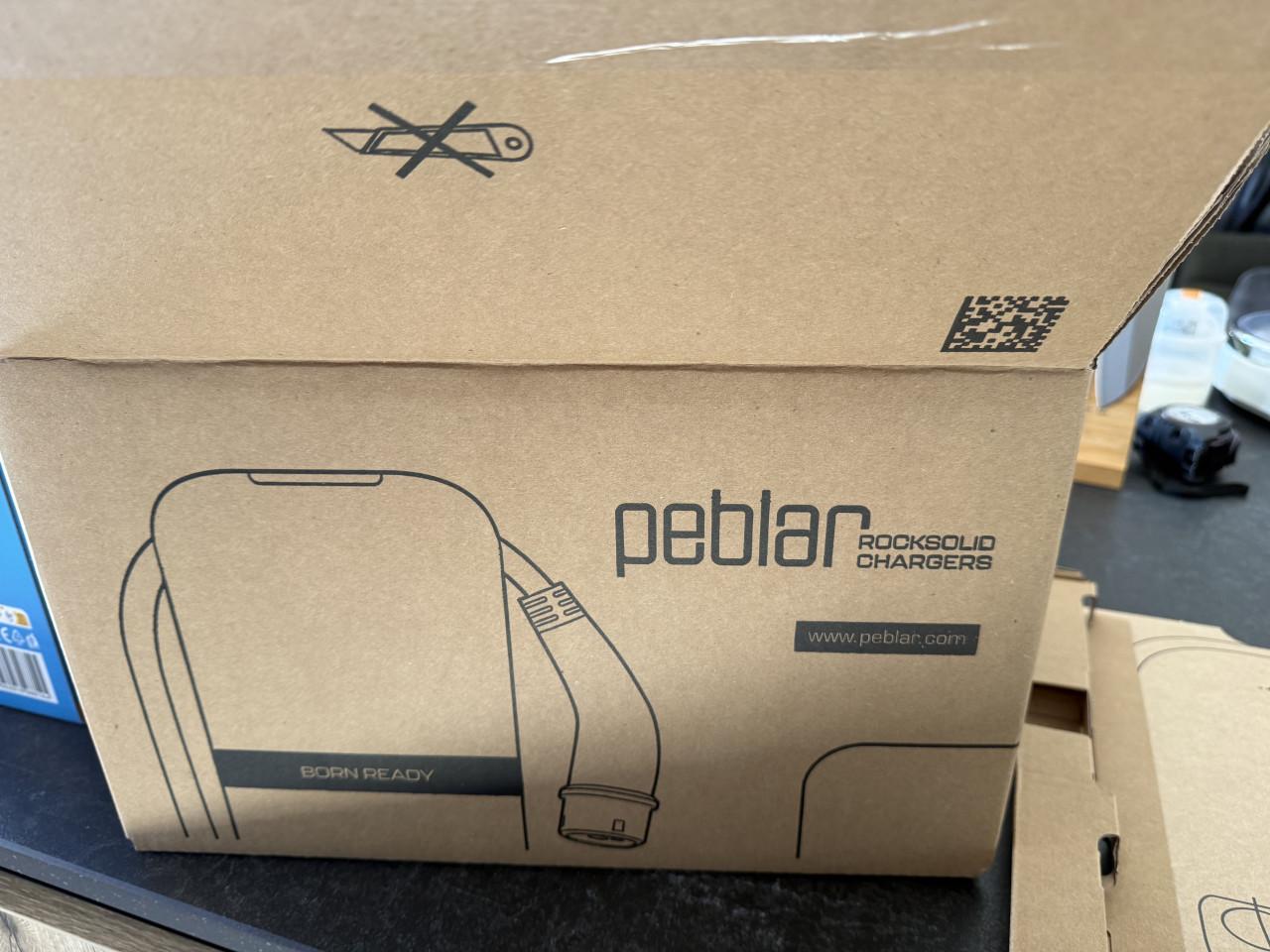 Peblar Home 11kW laadpaal met 7,5m vaste kabel