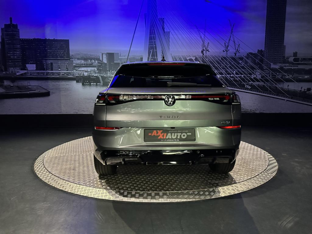Volkswagen T-roc 1.5 etsi r-line first edition *led*camera*