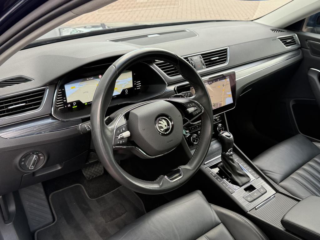 Skoda Superb combi 1.4 tsi iv 218pk lauran & klement | leder | pano dak | t