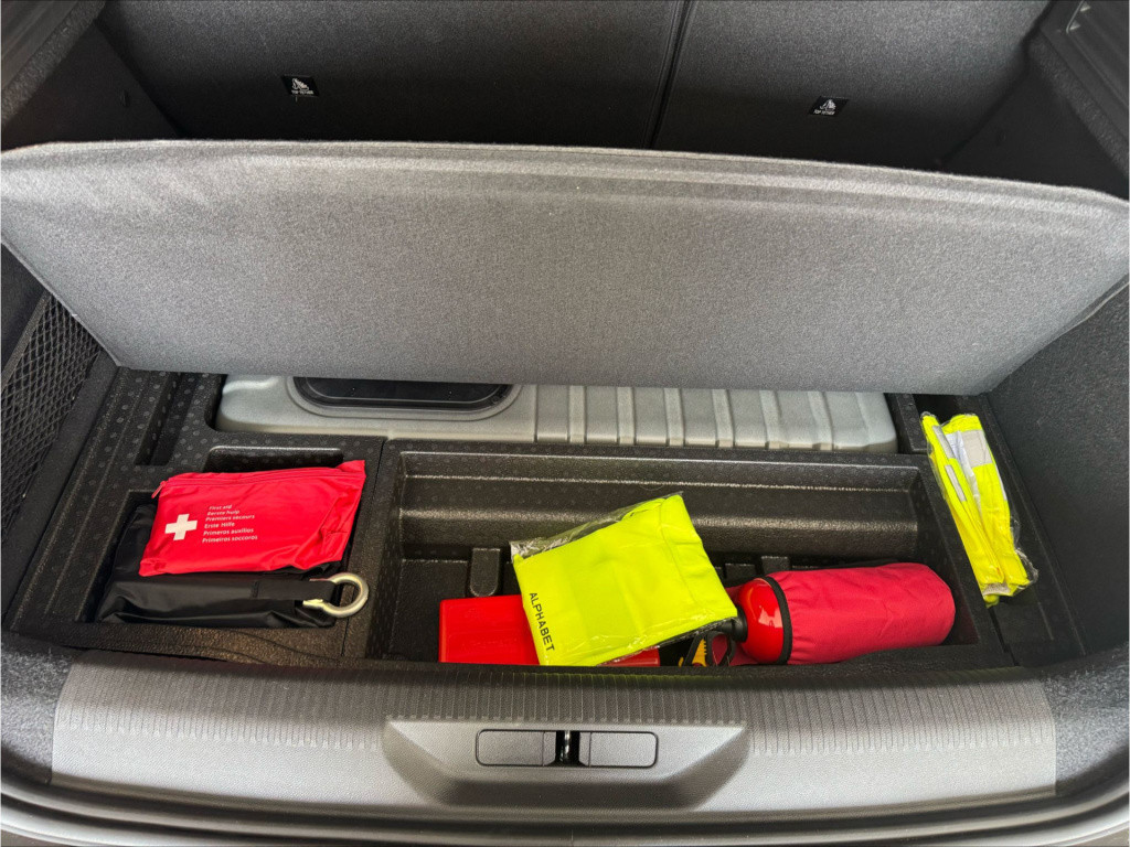 Peugeot 308 1.6 plug-in hybrid 180 active pack business
