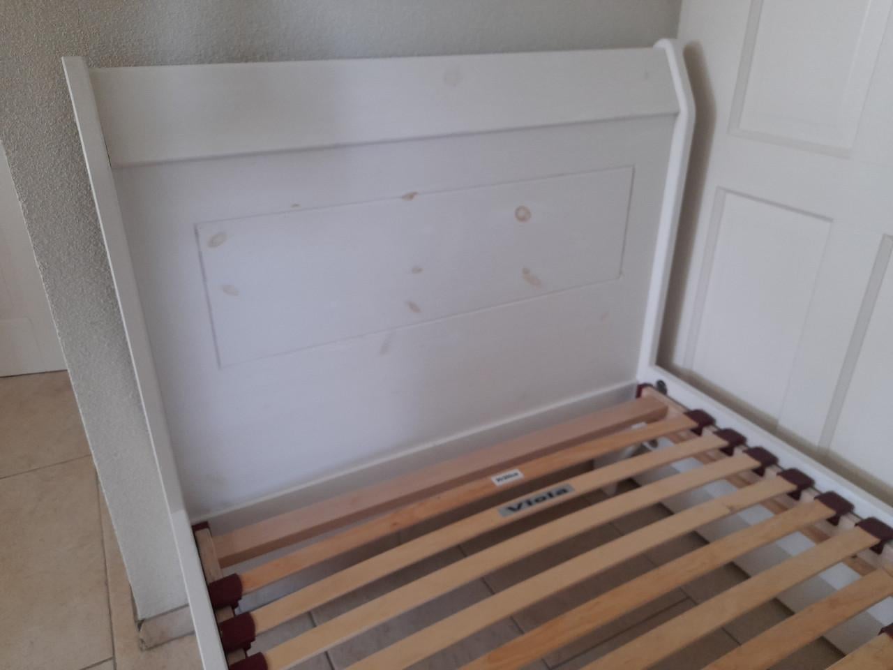 Mooi 1persoons bed (in goede nette staat ) 90 x 200