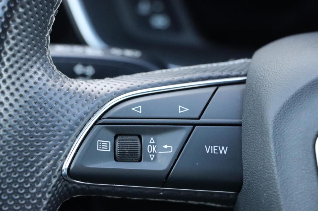 Audi Q3 35 tfsi s edition 150pk s tronic