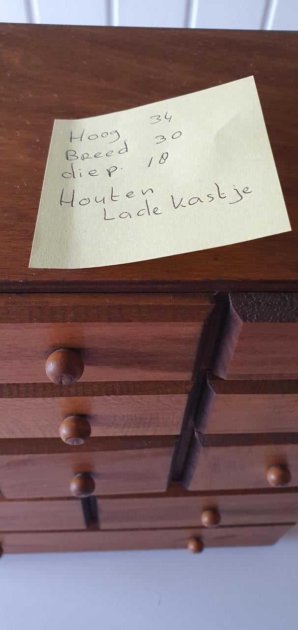 Klein houten lade kastje