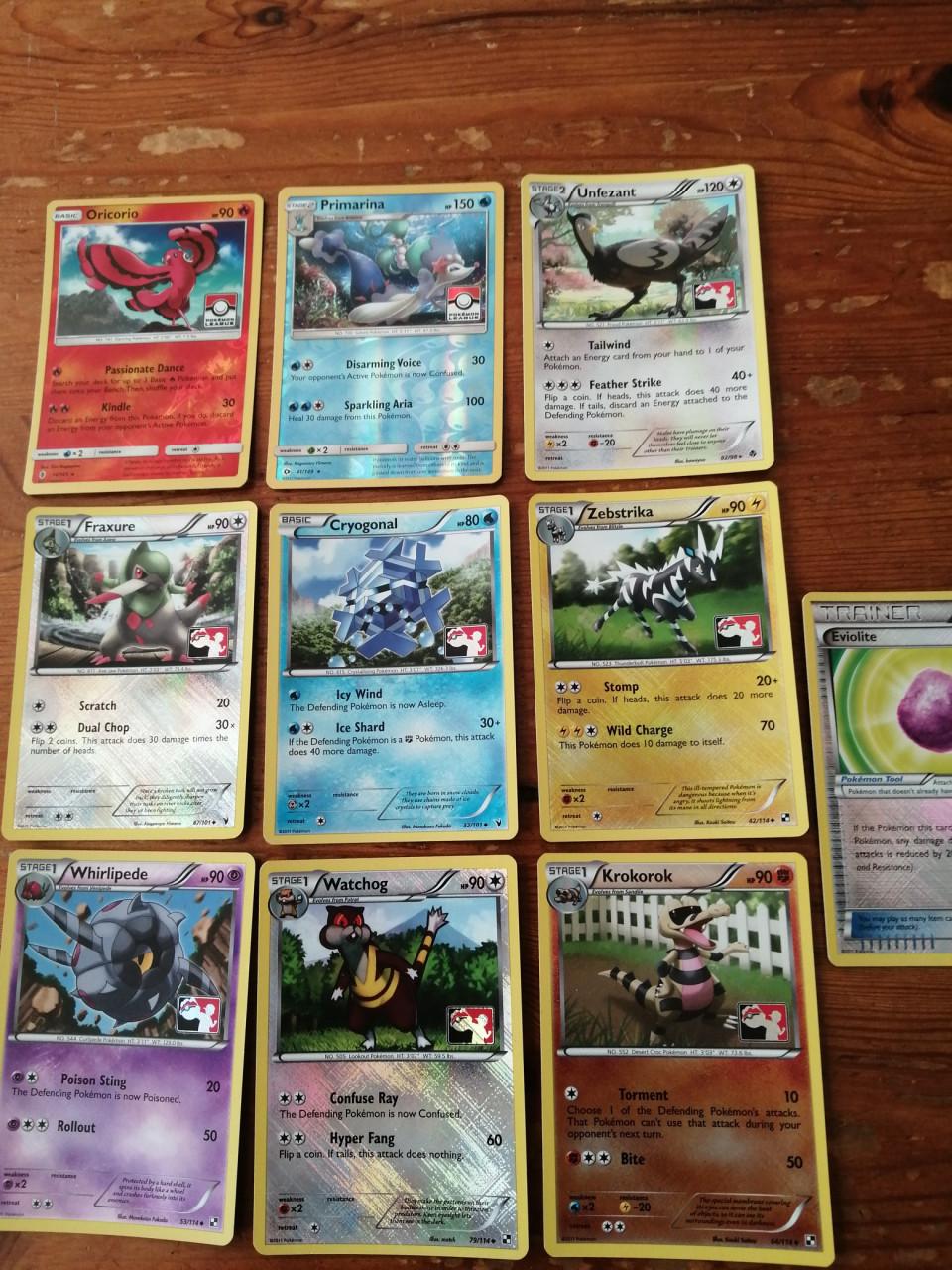 Pokemon : 37 League Promo's  -  mint