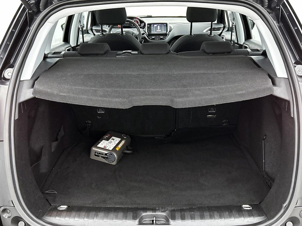 Peugeot 2008 82 pk blue lion | rijklaar | panoramadak | lm velgen | navigat