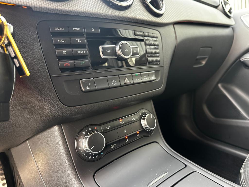 Mercedes-Benz B-Klasse 180 ambition aut | 18 inch | ambition