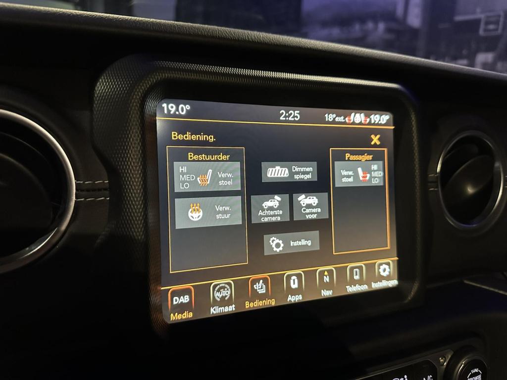 Jeep Wrangler unlimited 4xe 380 sahara *acc*camera*leer*sarge green clear c