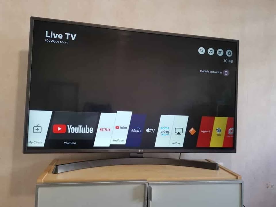 Prachtige Smart 49 inch (125CM) cm grote LG 4K uhd led tv. Wi-Fi Bluetooth