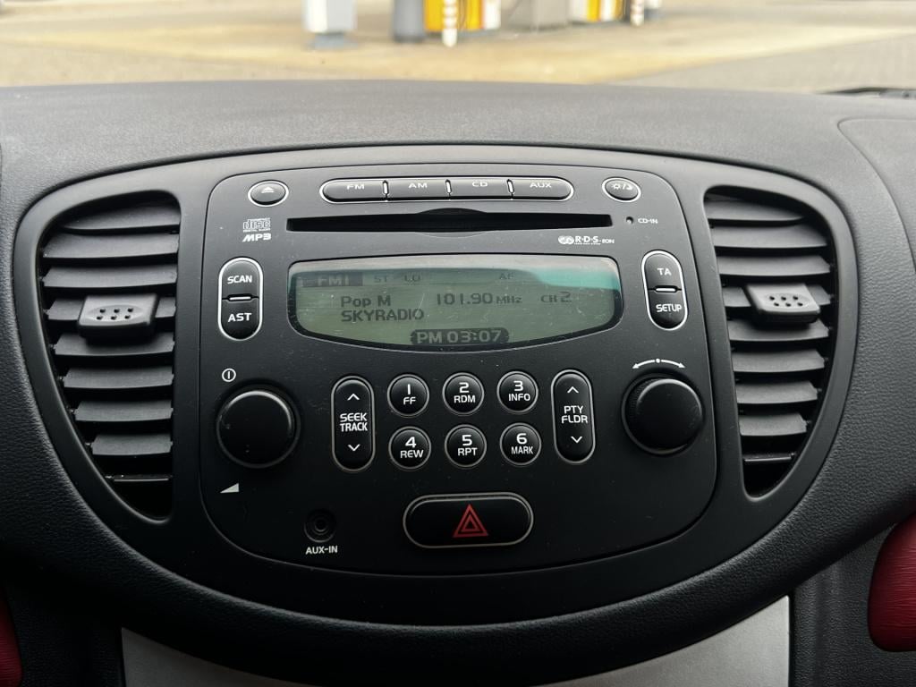 Hyundai I 10 1.25i i-catcher | meeneemprijs met nieuwe apk | radio | airco 