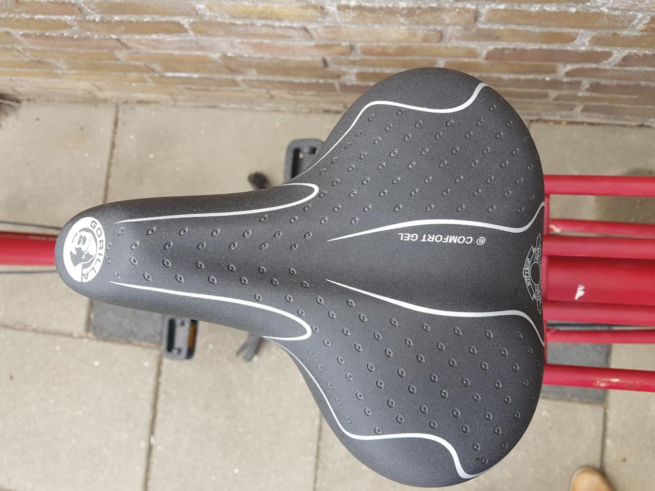 Rode opoefiets met voordrager + 3 versnellingen