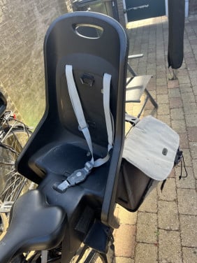Fietsstoeltje voor achterop