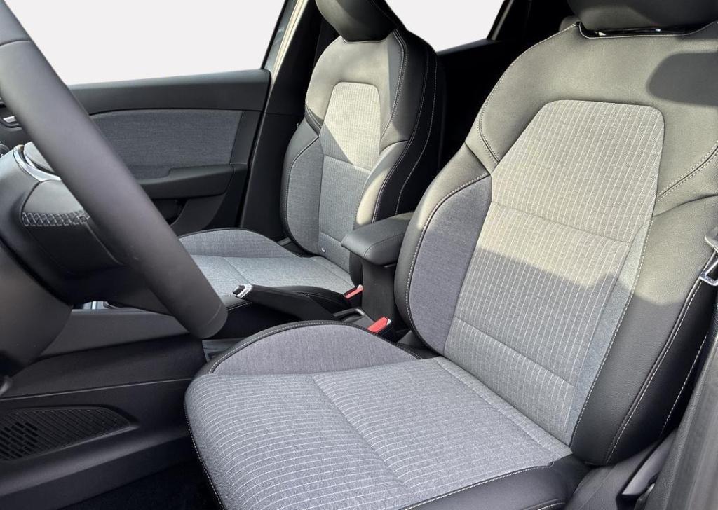 Renault Clio 1.6 e-tech full hybrid 145 techno - 5 jaar garantie / pack loo