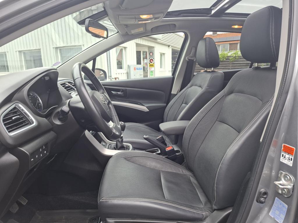 Suzuki Sx4 S-cross style 1.4 boosterjet smart hybrid / trekhaak / panoramad
