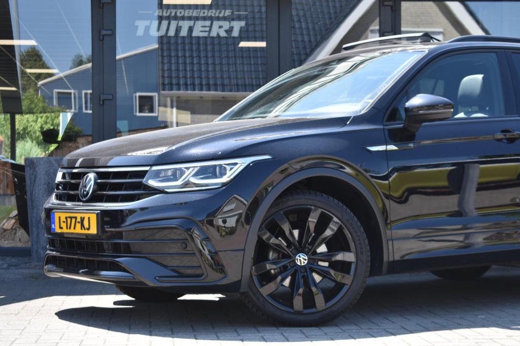 Volkswagen Tiguan 1.5 tsi r-line black style | iq.light | dealer ond. | pan