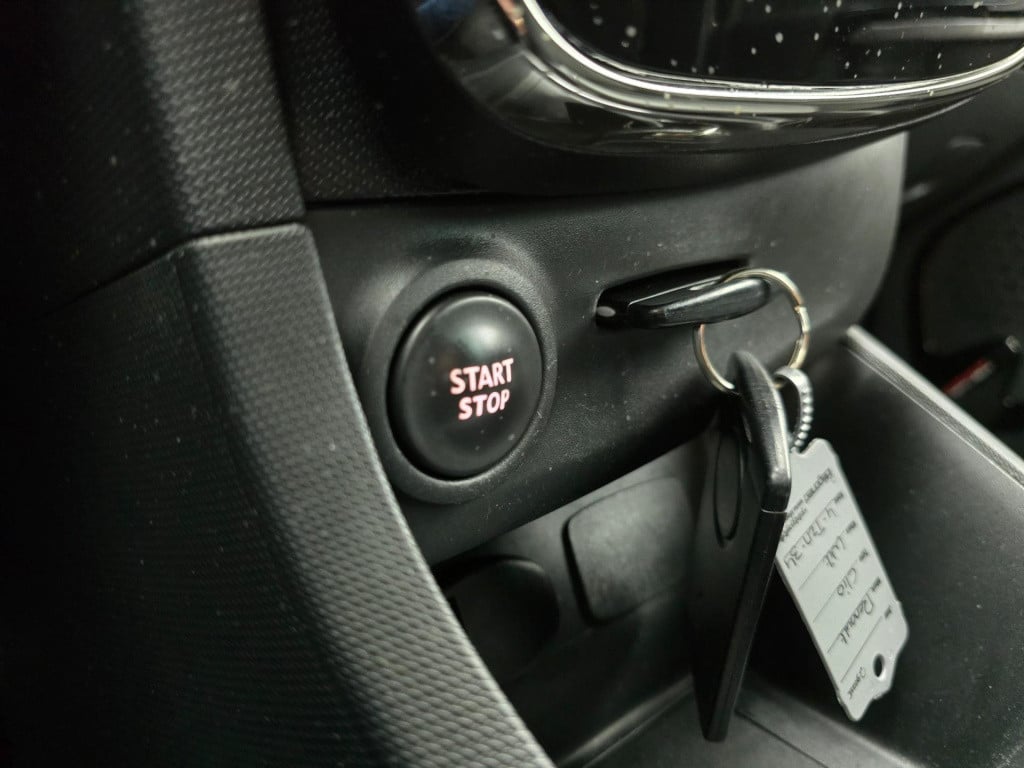 Renault Clio estate occasion kleine stationwagen met trekhaak | tweedehands