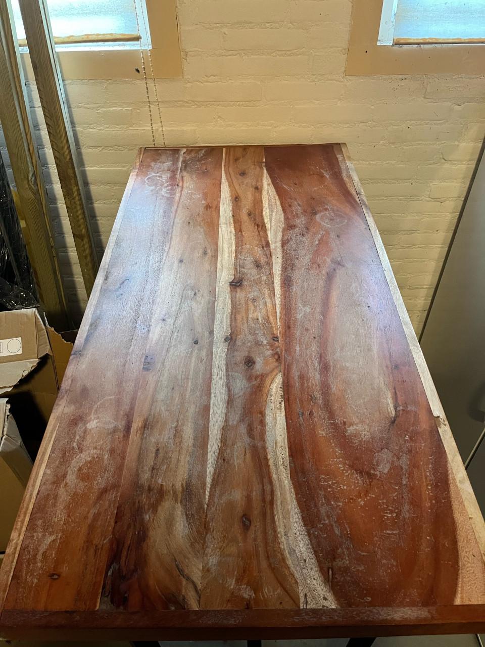 Bartafel met 2 stoelen + optioneel 2 gratis opklapbare barstoelen