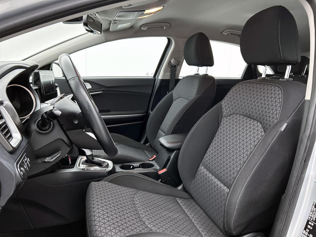 Kia Cee'd 1.4 t-gdi dynamicline | navigatie | 17' lm velgen | camera | clim