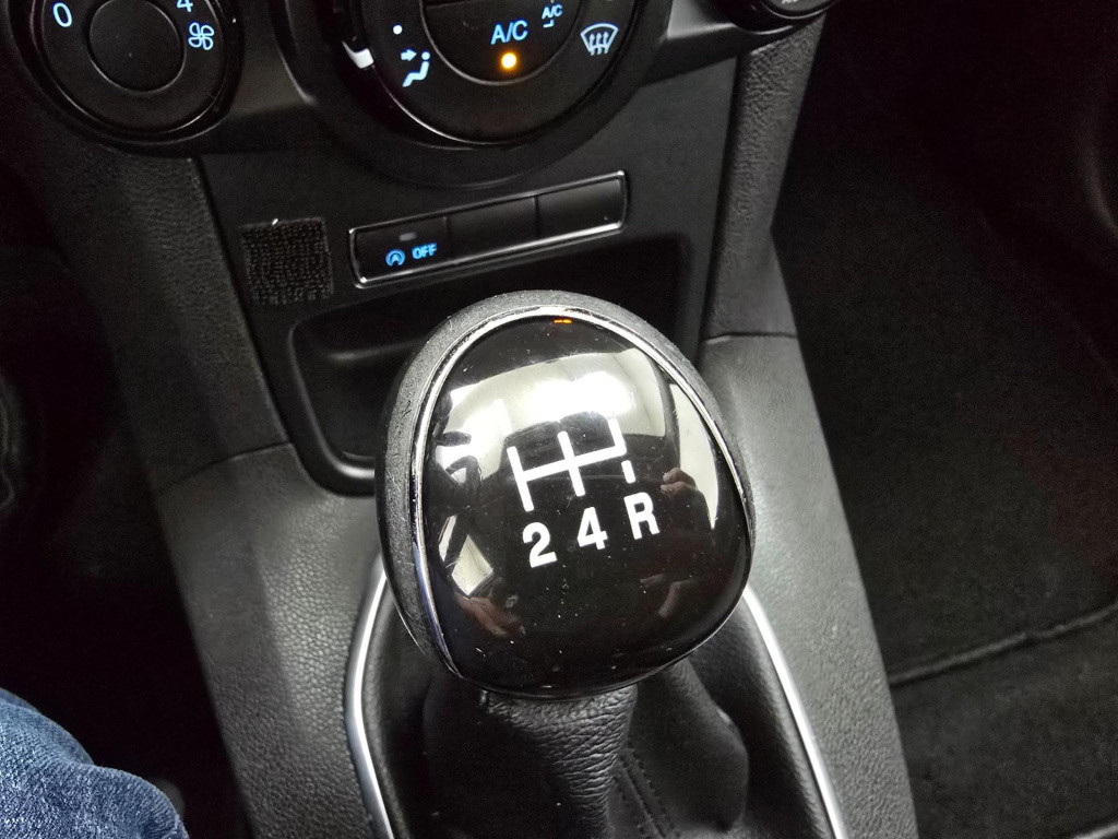 Ford Fiesta occasion 1.0 style met airco en mooie antracietgrijze kleur | 5
