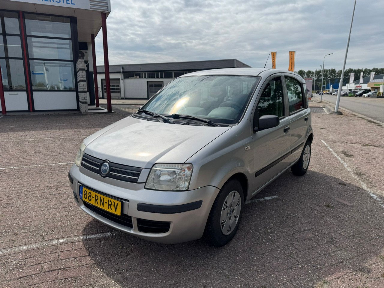 Fiat panda bj 2005 1100 euro