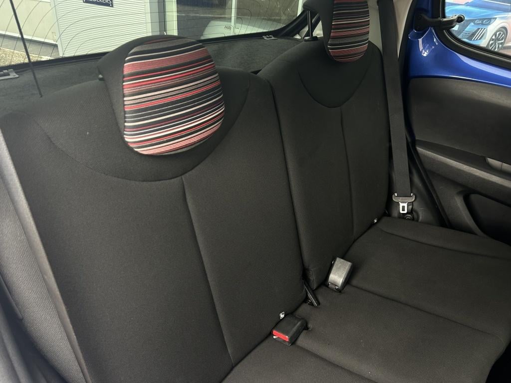 Citroen C1 1.0 vti airscape 68pk s&s 5d airscape shine navigatie | achterui