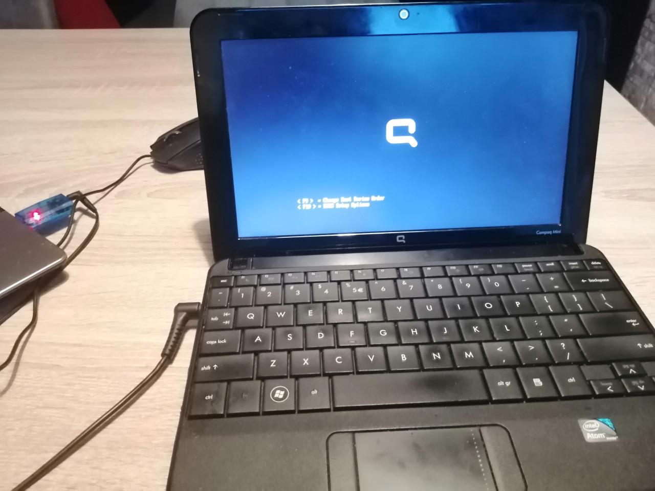 Hp compaq mini laptop