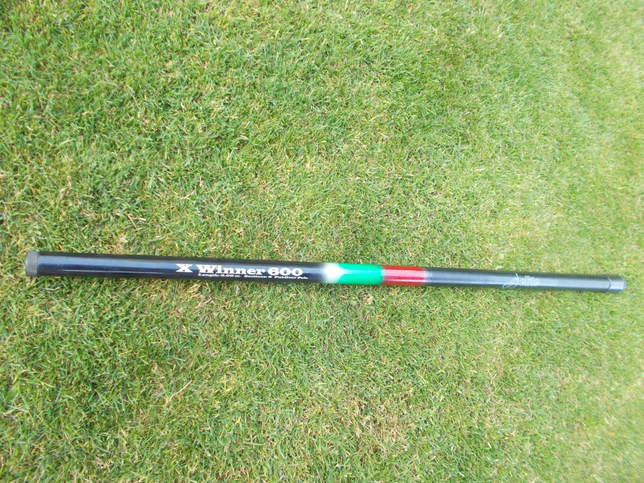 Vaste hengel in nieuwstaat, lengte 600 cm