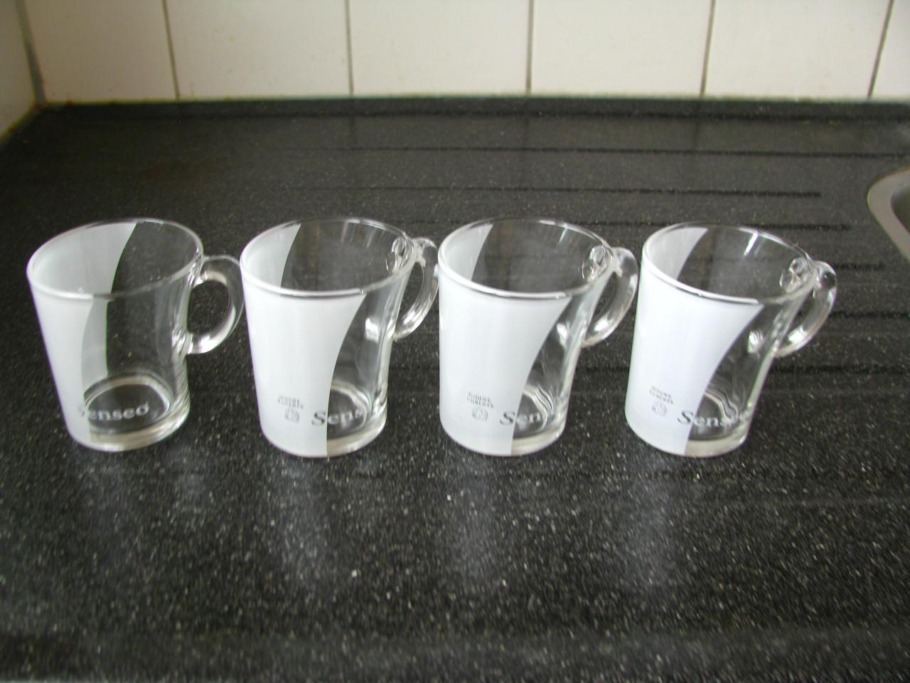 Thee en Koffie glazen.