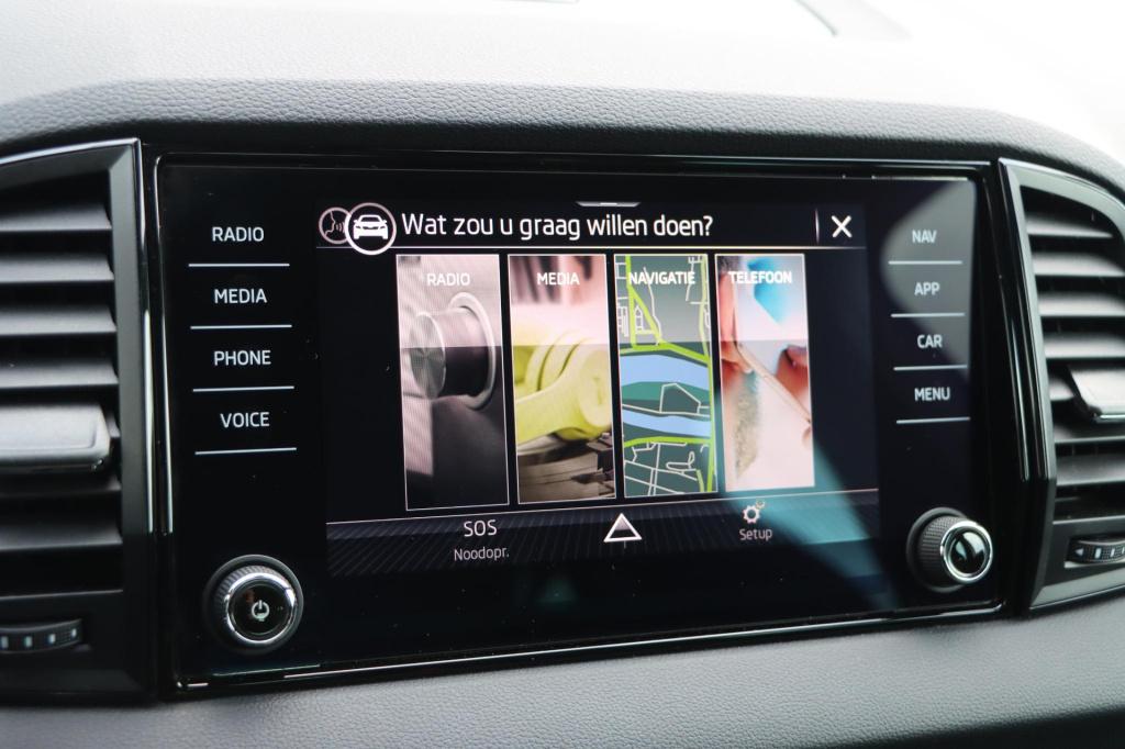 Skoda Karoq 1.5 tsi sportline 150pk dsg7 voor+achterbankverwarming | stuurv