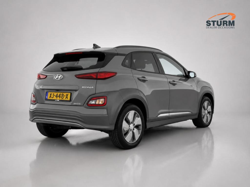 Hyundai Kona ev premium 64 kwh soh 95%