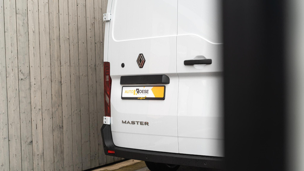 Renault Master t35 2.0 dci 150 l3h2 advance | nieuw model | camera | parkee
