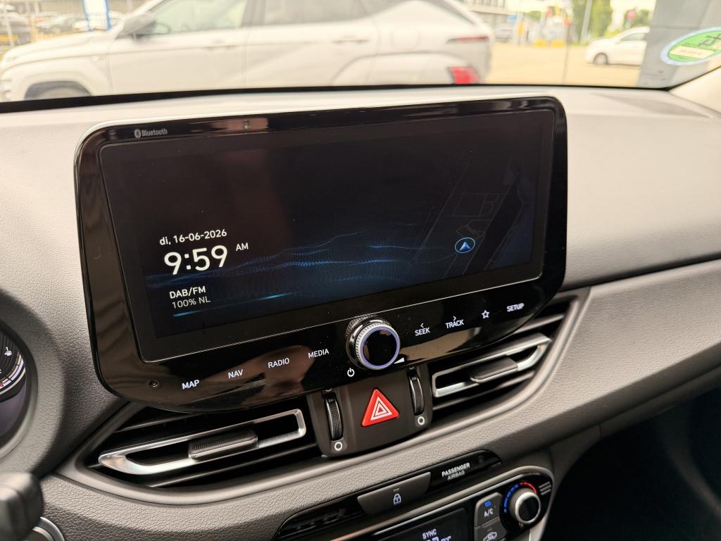 Hyundai I 30 1.0 t-gdi mhev comfort smart | navigatie | lage-km! | carplay 
