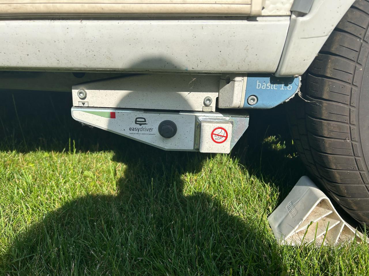 Hobby Excellent Easy Caravan met Voortent, luifel en Mover