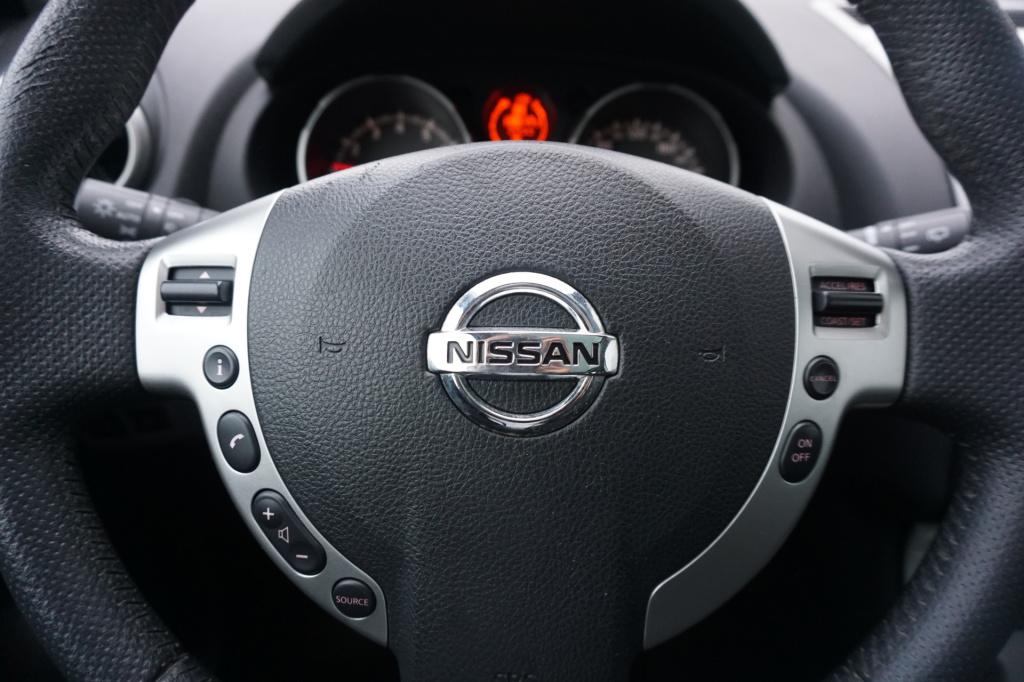 Nissan Qashqai 2.0 acenta automaat - airco / cruise / pano / parkeersens. /