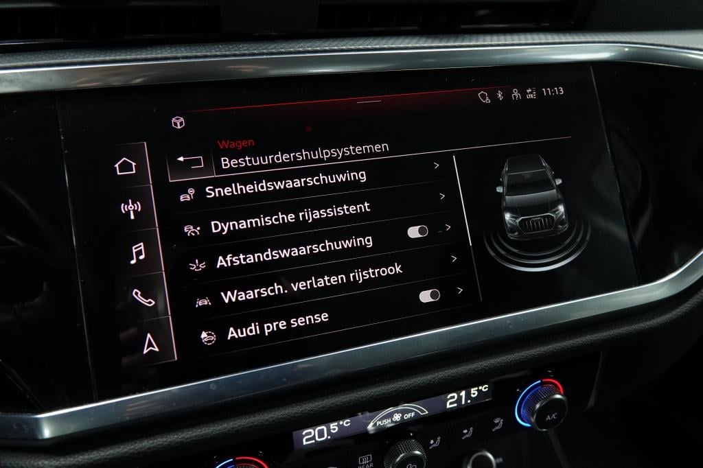 Audi Q3 35 tfsi | acc | carplay | pdc |