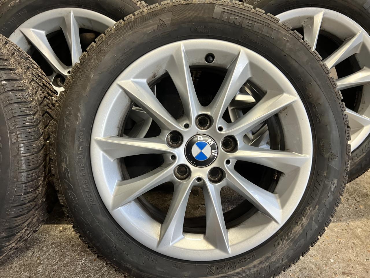 Lichtmetalen BMW velgen 16 inch
