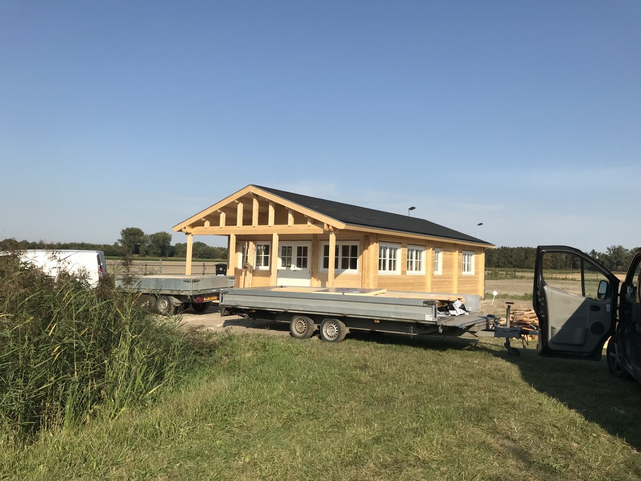 Tiny house