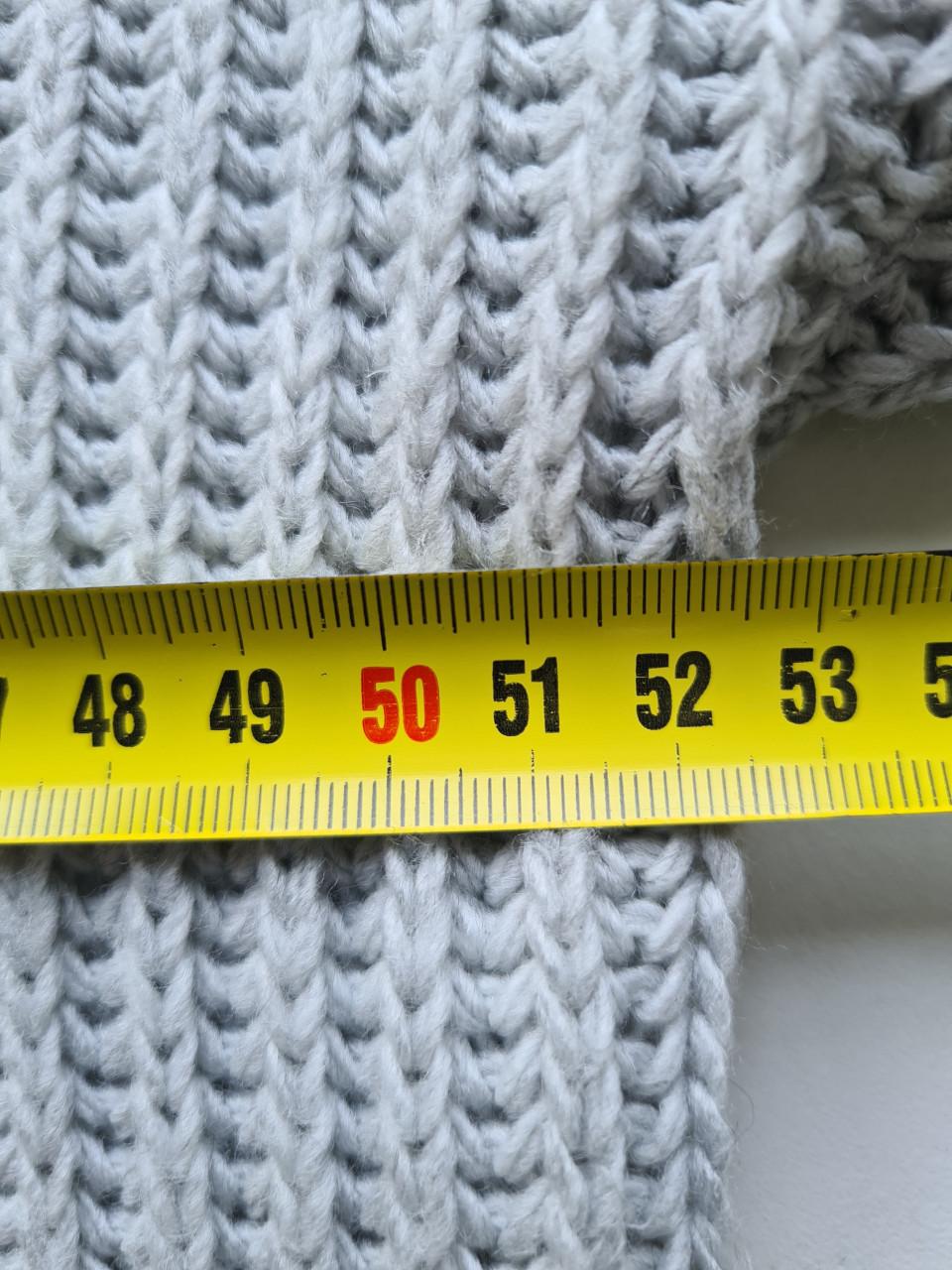 Lange zachte licht grijze trui / jurk  Maat L