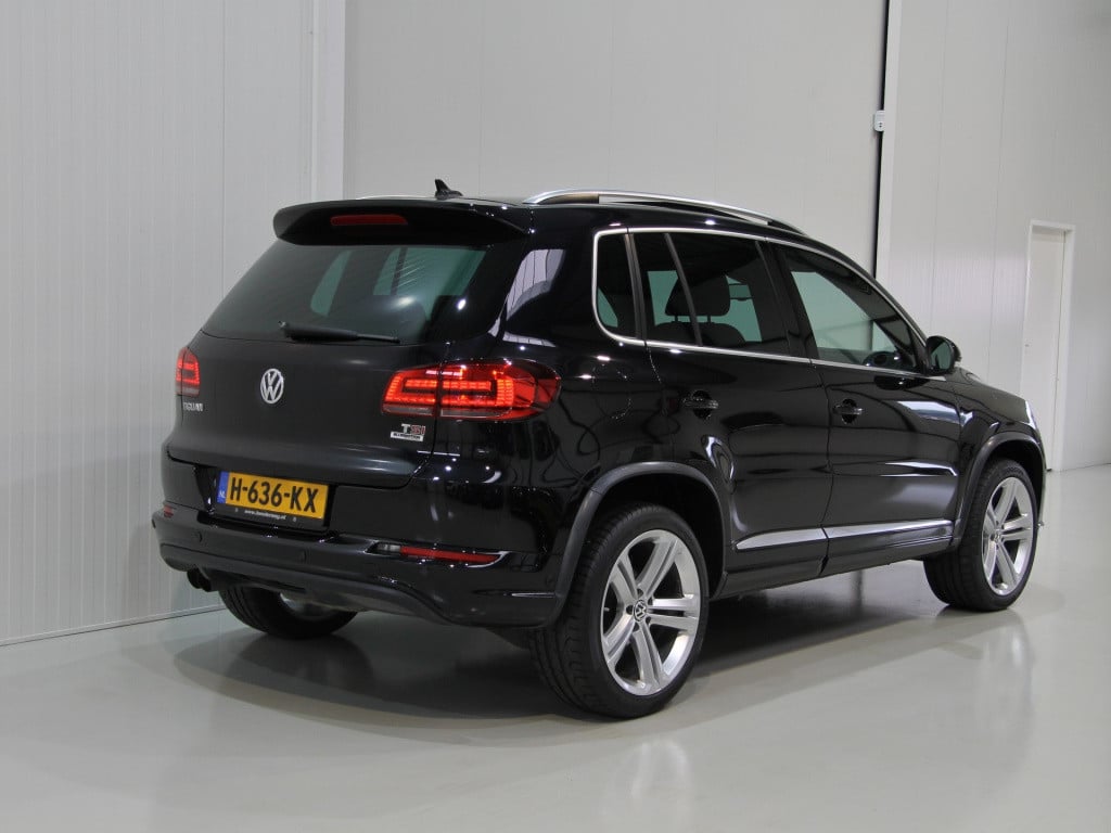 Volkswagen Tiguan 1.4 tsi 150pk dsg r-line | pano dak | trekhaak