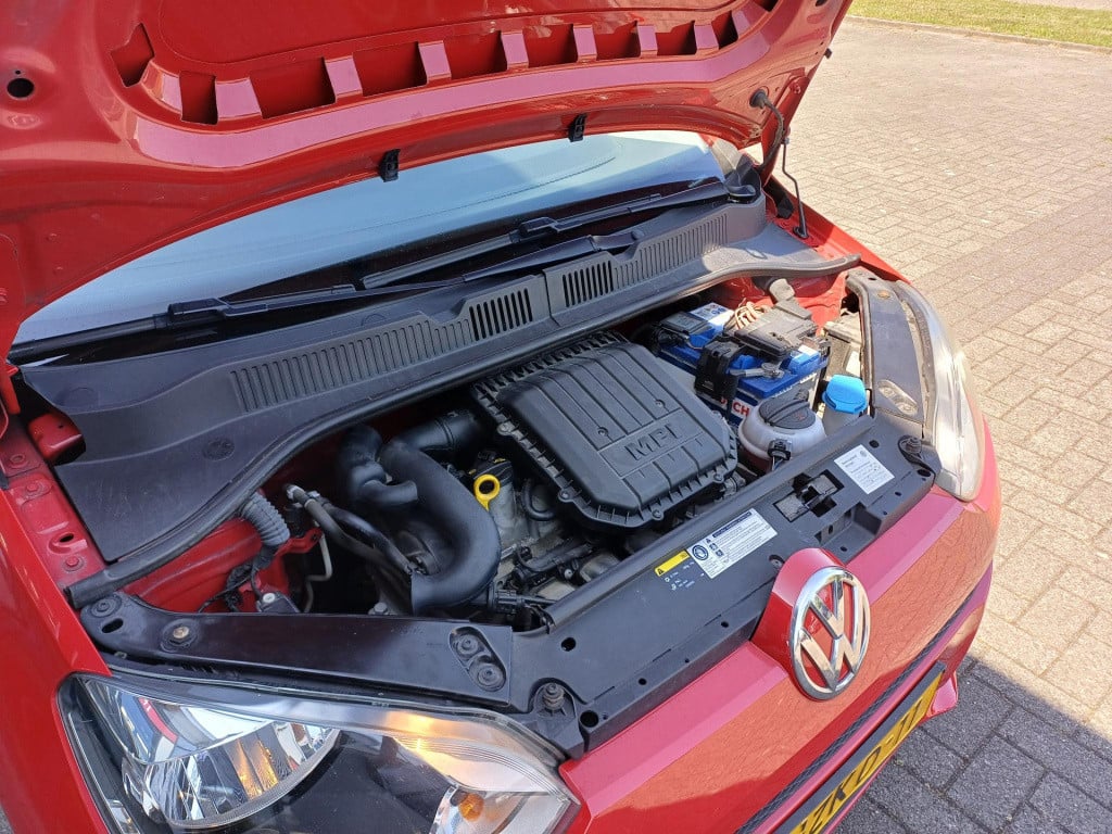 Volkswagen UP! 1.0 move up! bluemotion