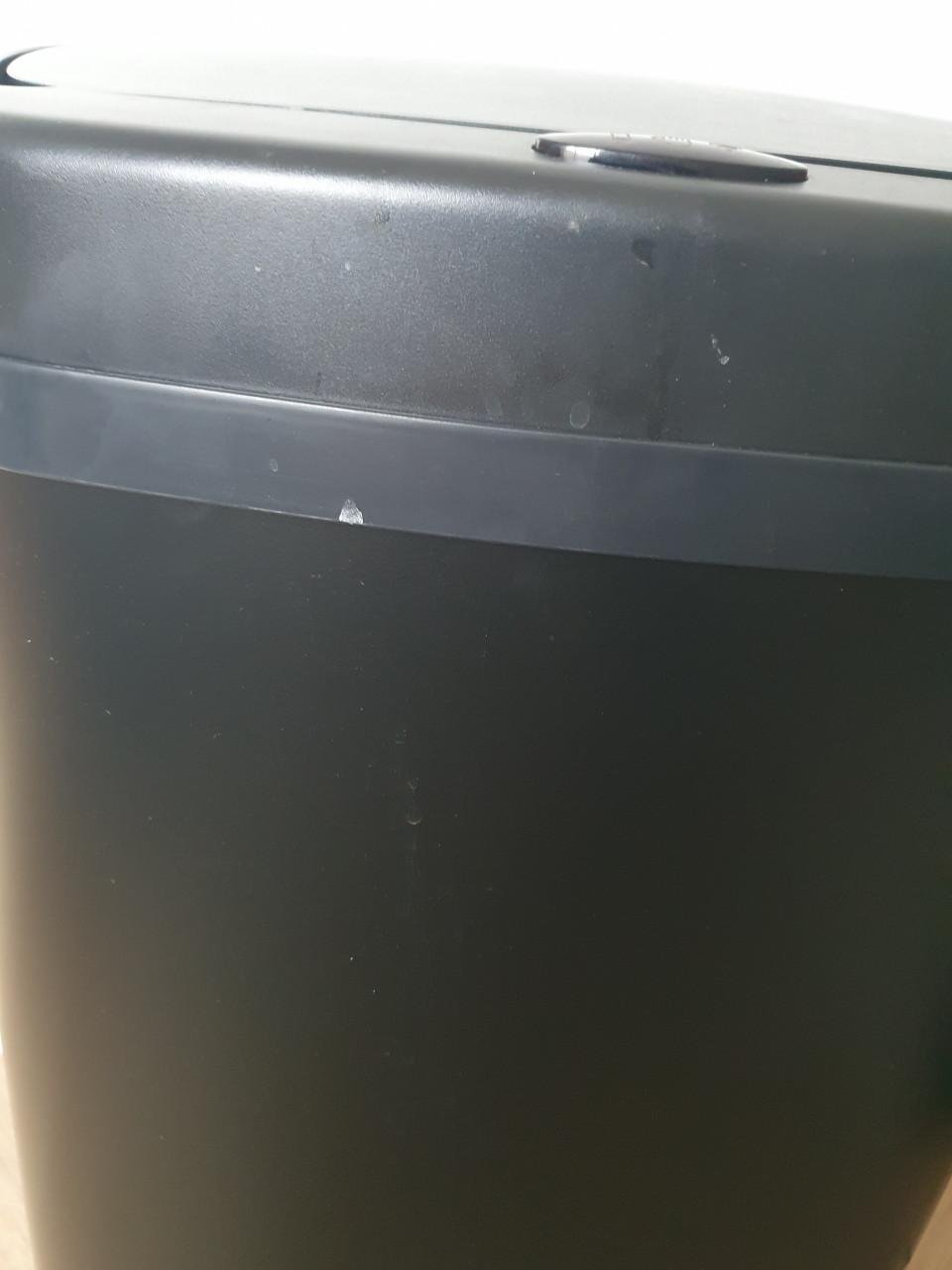 Zwarte Bayt prullenbak 60 L met sensor |gebruikt, werkt goed