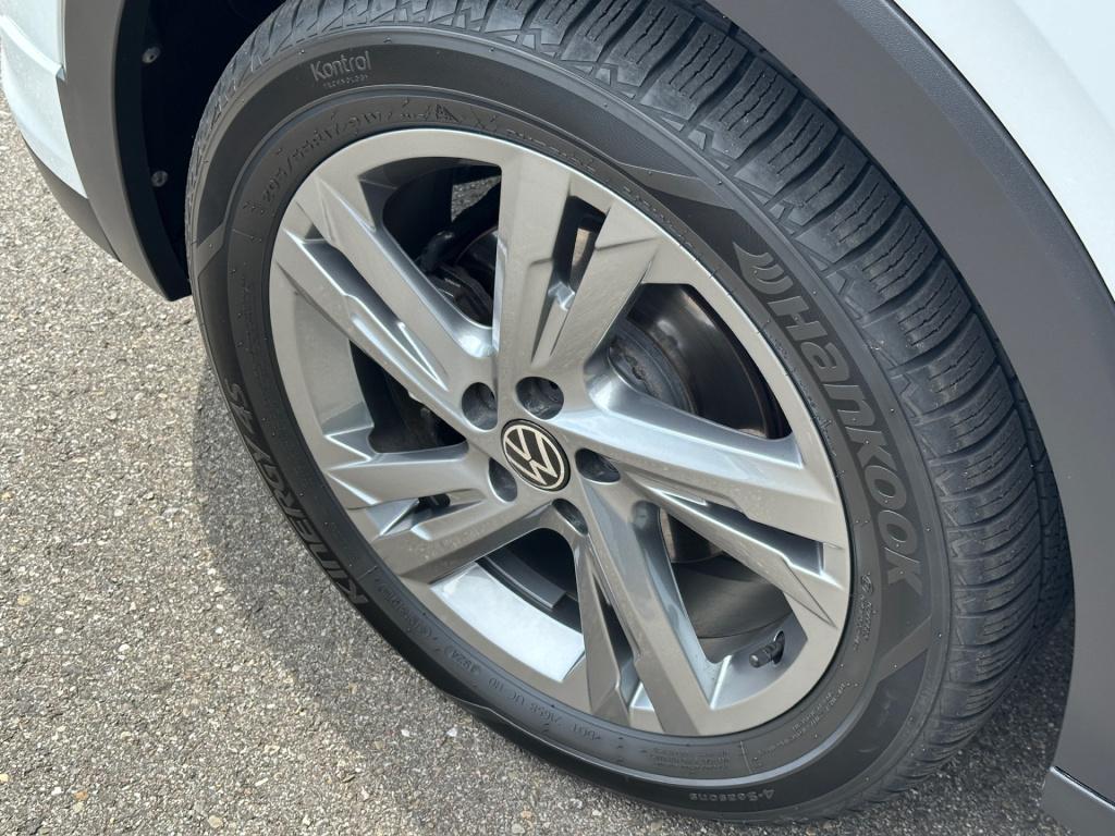 Volkswagen T-cross 1.5 tsi 150pk dsg r-line | camera | trekhaak | navi | ad