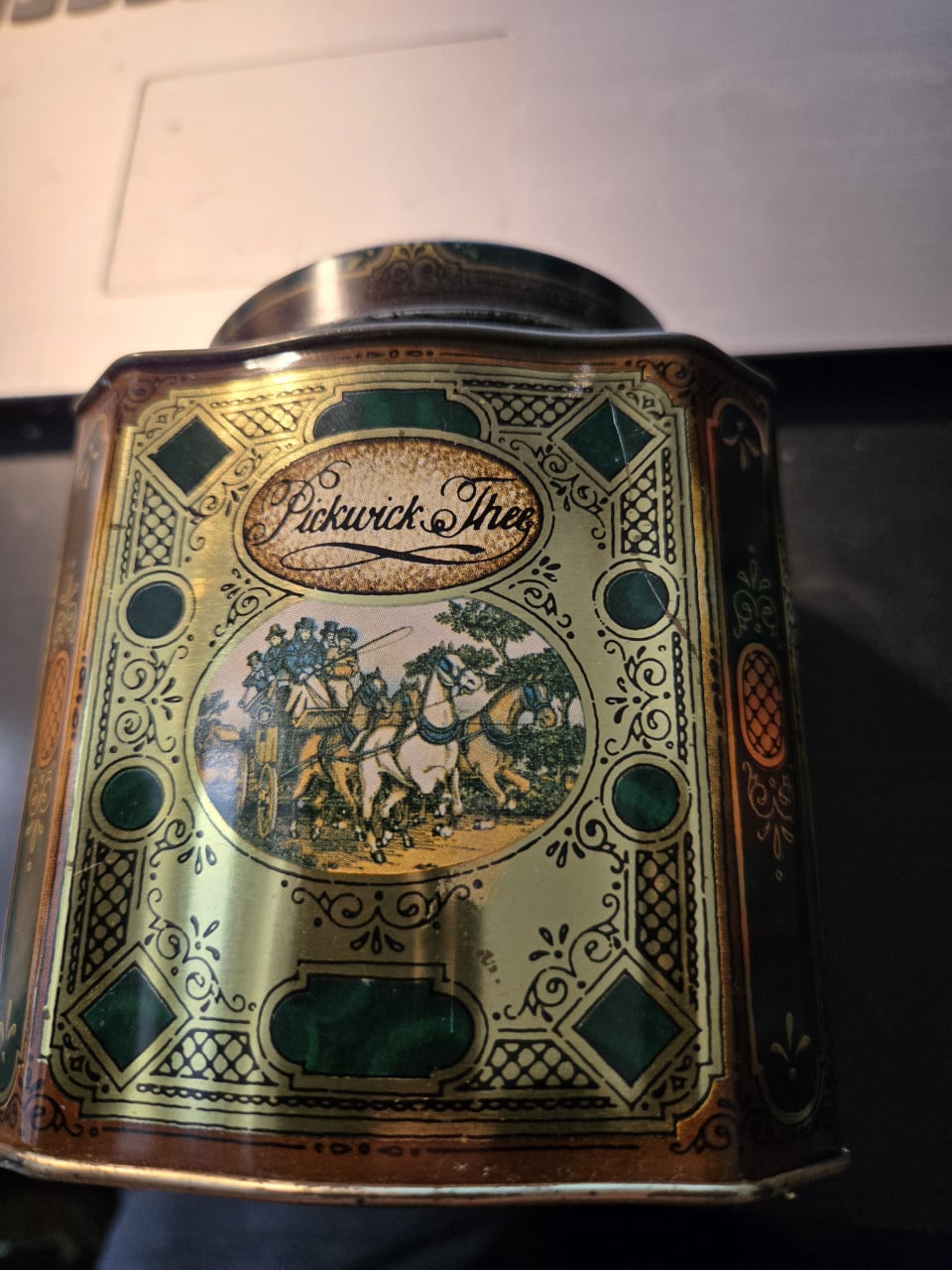 Blik Pickwick Thee (DE) 1981 Afmetingen 10,5 x 10,5 x11 cm