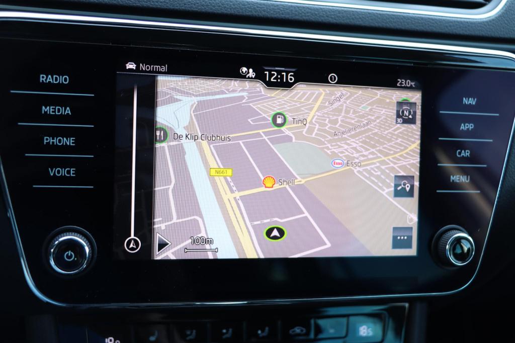 Skoda Superb combi 1.4 tsi iv laurin & klement 218pk dsg6 | soh 96,9% |