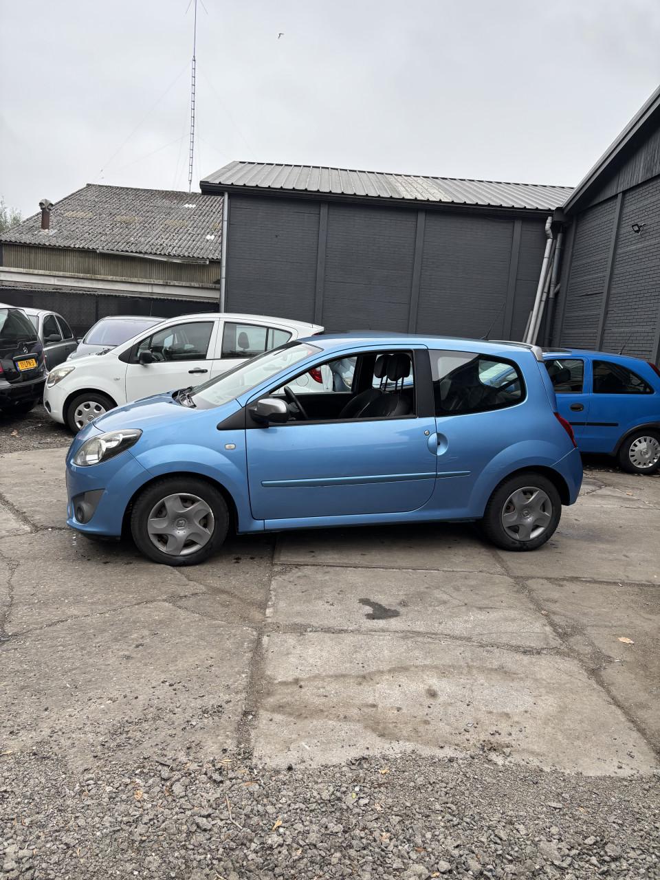 Renault twingo voljaar apk!