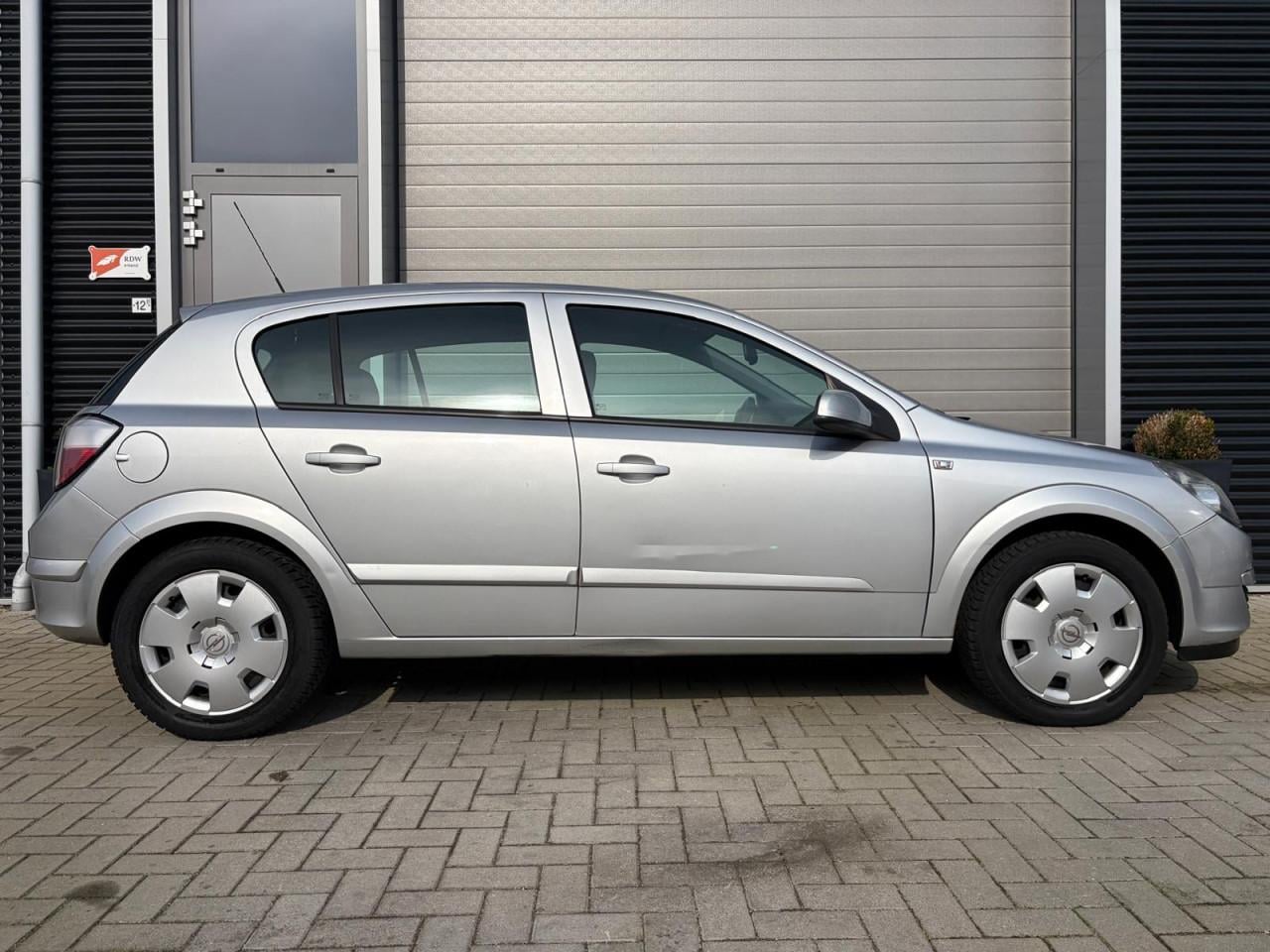 Opel Astra 1.6